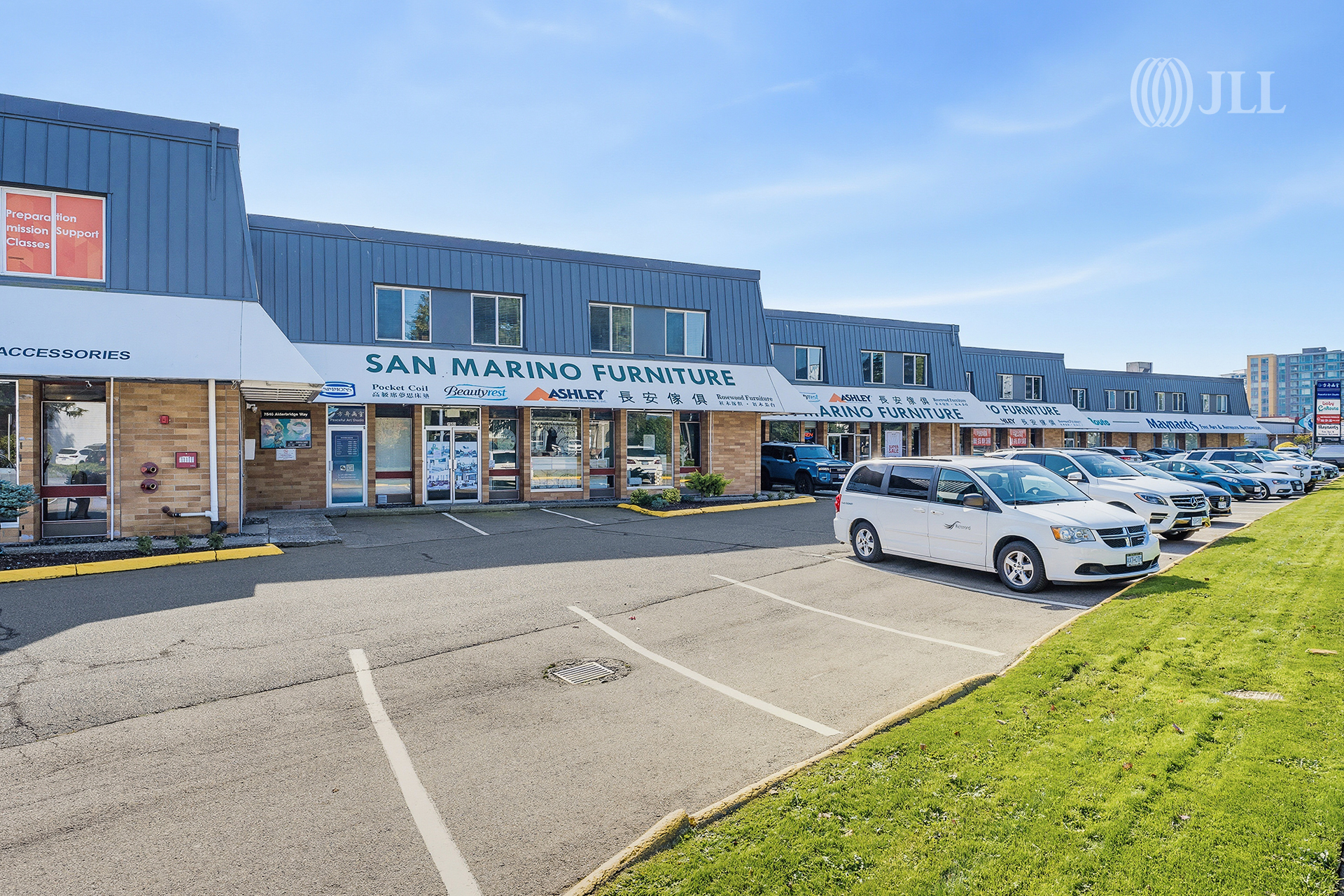 exterior streetview of 7810 Alderbridge Way